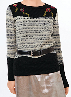 Embroidered collar round neck sweater
