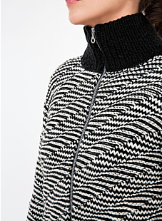 Zipped jacket