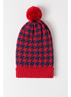 Dog tooth pattern hat