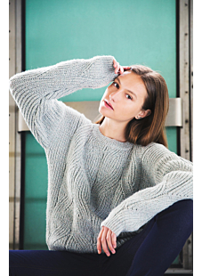 Patterned sweater with round collar