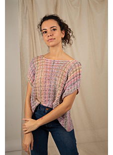 loose sleeveless sweater
