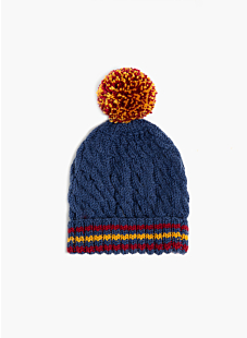 Cable hat with bicolour pompom