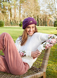 High neck sweater with patterned sleeves
