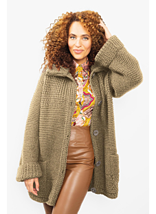 Large jacket with wide sleeves and high collar