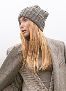 wide ribbed hat