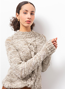 Sweater with centre cable
