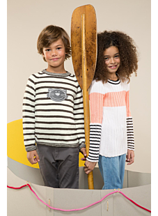 Raglan sweater