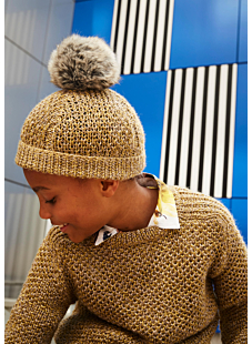 Hat with fur pompom
