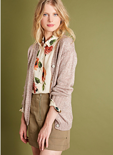 Fine-knit V-neck cardigan
