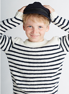 Navy sweater with round collar