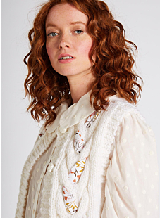 Cabled sleeveless cardigan