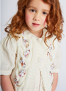 Cabled sleeveless cardigan