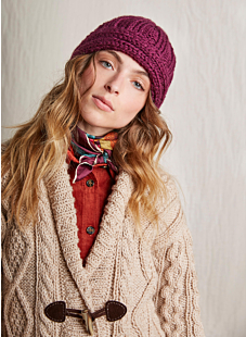 Wide brim hat