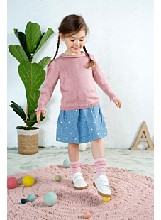 Small ruffle sweater