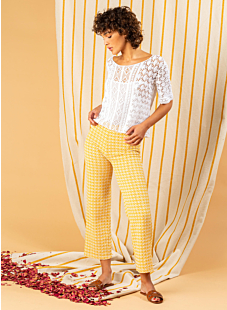 Crochet short sleeve sweater