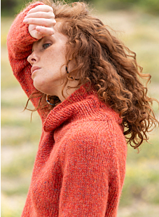 Raglan turtleneck jersey sweater