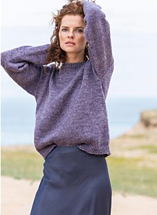 Round neck jersey sweater straight sleeves