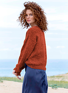 Round neck jersey sweater straight sleeves