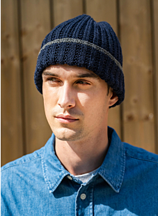Bicolor hat Milo