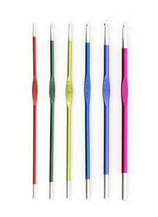 15 cm x 4.5 mm coloured metal crochet hook