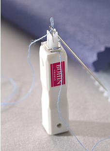 Magnetic sewing-machine needle threader