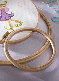 Pack of 3 wooden embroidery hoops (10 cm, 15 cm, 20 cm)