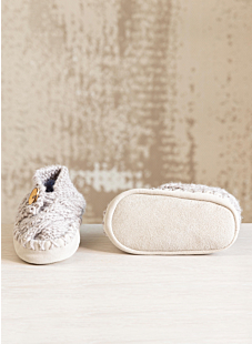 Children’s cable slippers
