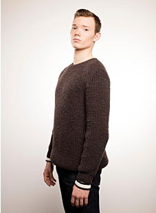 Round collar sweater