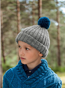 Pompom hat