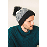 M1096 - Hat with fur pompom